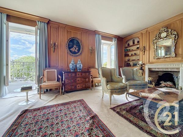 Appartement F5 à vendre  5 pièces - 128,38 m 2   PARIS  - 75009
