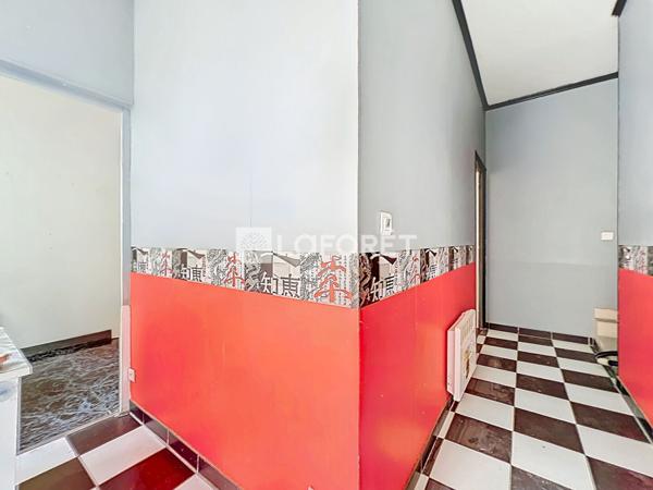 Achat local commercial près de DOUE EN ANJOU - 324 m² - 288 500 €