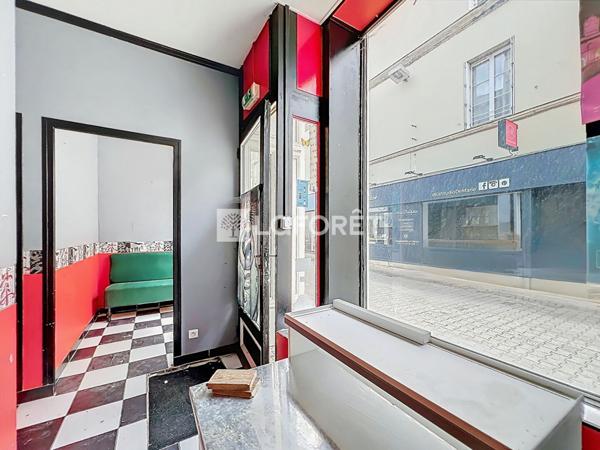 Achat local commercial près de DOUE EN ANJOU - 324 m² - 288 500 €