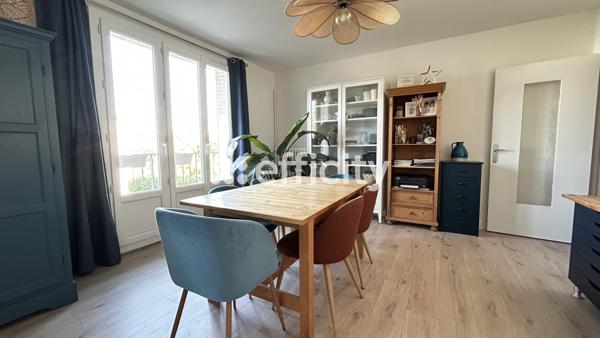 Appartement
         4 pièces
        - 98 m² Exclusivité 205 000 € *