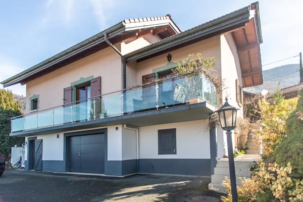 Superbe maison vue lac !