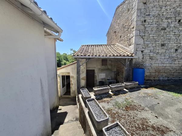 Projet de rénovation idéal dans un agréable village