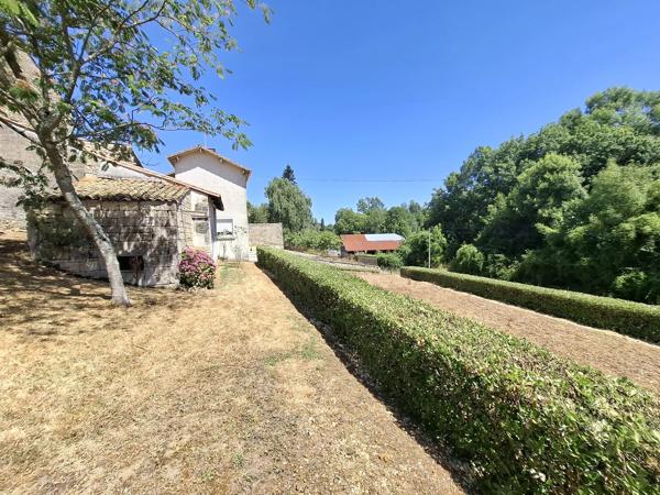 Projet de rénovation idéal dans un agréable village