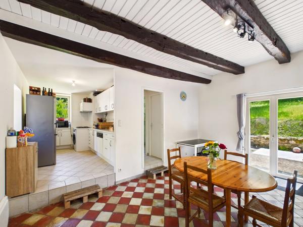 Propriété de charme avec maison d'amis, piscine, étangs et dépendances en Dordogne