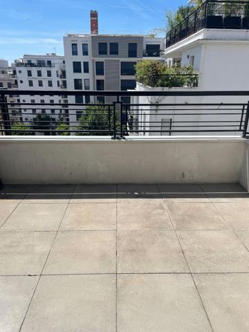 Appartement Suresnes 2 pièce(s) 45.9 m2
