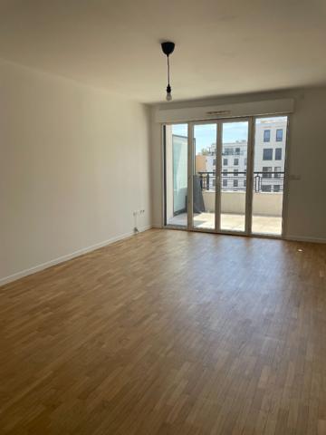 Appartement Suresnes 2 pièce(s) 45.9 m2