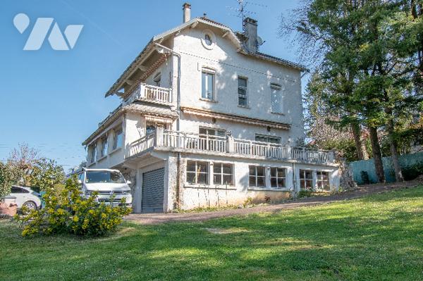 BIEN D'EXCEPTION SUR QUARTIER PRISÉ D'AIX LES BAINS