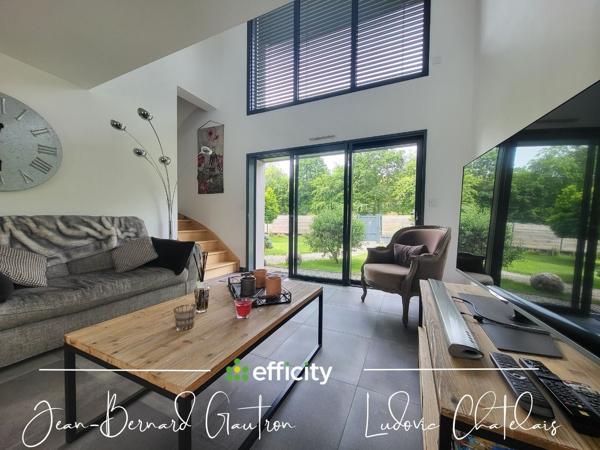 Maison
         6 pièces
        - 143 m² 558 900 € *