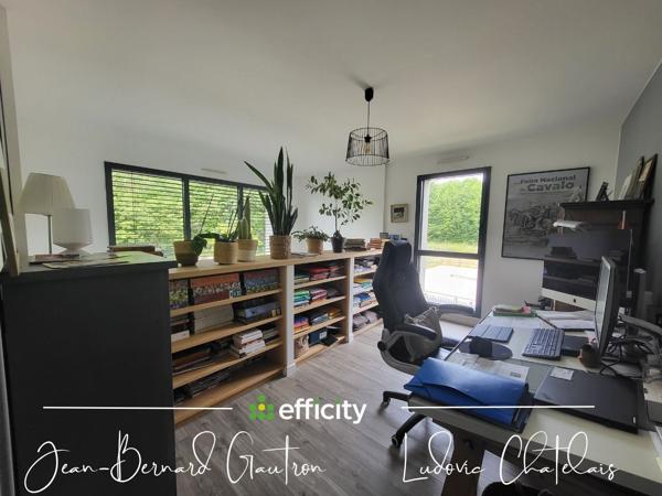 Maison
         6 pièces
        - 143 m² 558 900 € *