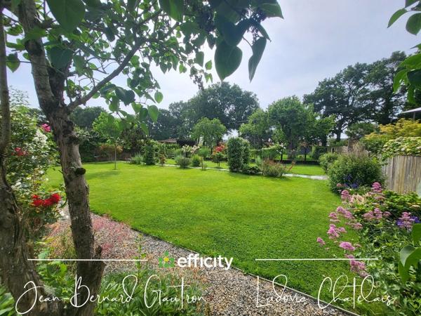 Maison
         6 pièces
        - 143 m² 558 900 € *