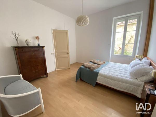 Maison à vendre 6 pièces 300 m² Mirambeau