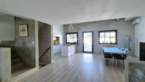 Maison Balaruc Le Vieux 6 pièce(s) 149.50 m2 garage et piscine