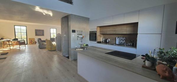 Maison Balaruc Le Vieux 6 pièce(s) 149.50 m2 garage et piscine