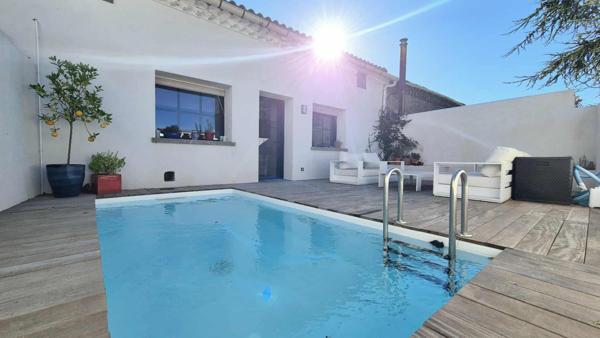 Maison Balaruc Le Vieux 6 pièce(s) 149.50 m2 garage et piscine