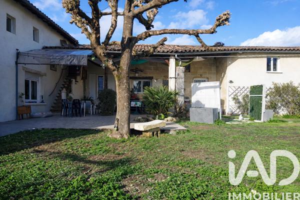 Maison à vendre 10 pièces 203 m² Coutras