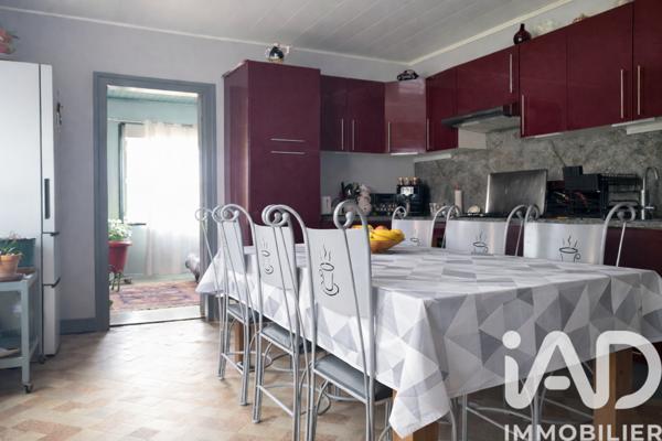 Maison à vendre 10 pièces 203 m² Coutras