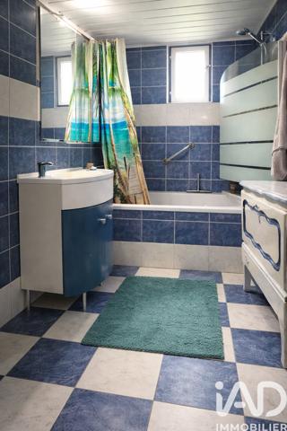 Maison à vendre 10 pièces 203 m² Coutras