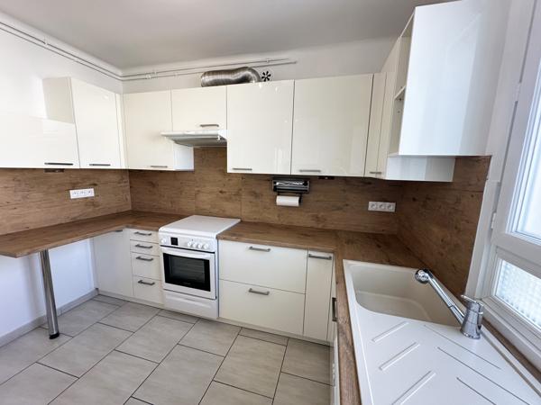 Nîmes (30000) Appartement T4 + Garage et balcon