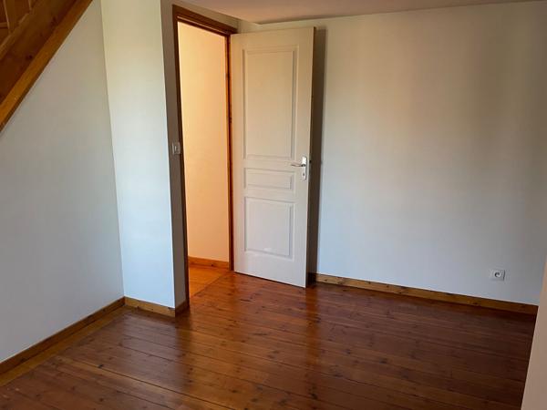 Maison Solre Le Chateau 4 pièce(s) 97 m2