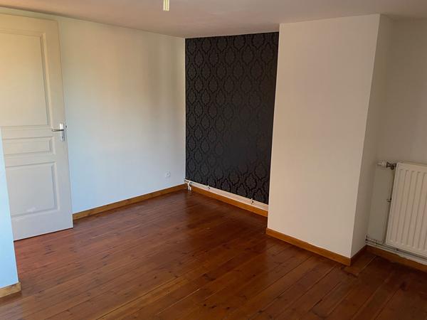 Maison Solre Le Chateau 4 pièce(s) 97 m2