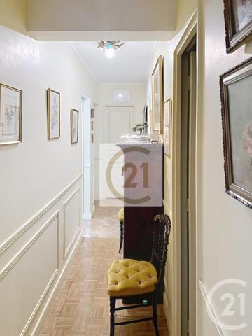 Appartement F2 à vendre  2 pièces - 74,63 m2 ST CLOUD - 92