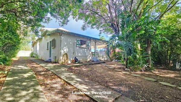 Maison à vendre avec son bungalow SAINT FRANCOIS (971)
