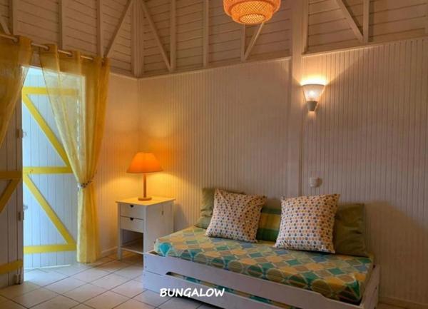 Maison à vendre avec son bungalow SAINT FRANCOIS (971)