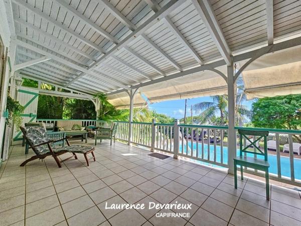 Maison à vendre avec son bungalow SAINT FRANCOIS (971)