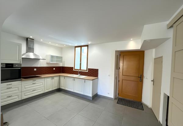 Maison de village-100m2 avec jardin
