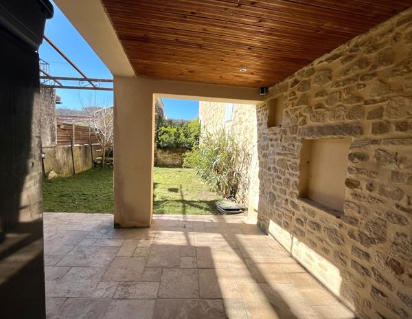 Maison de village-100m2 avec jardin
