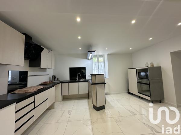 Maison à vendre 10 pièces 241 m² Lourdes