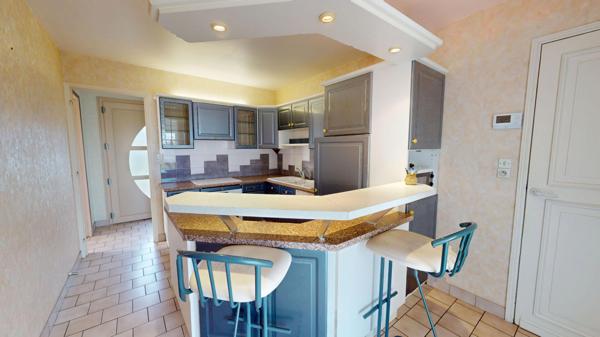 Maison Saint Germain Du Puy - 3 chambres - Garage