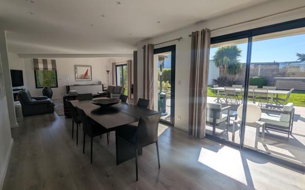 Maison à vendre    5 pièces • 153,20 m2 Mathieu