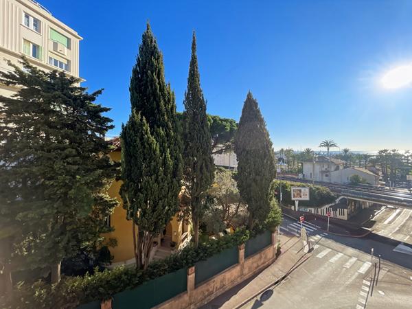 Appartement Cannes 2 pièce(s) 48 m2 Proche Plages - Croisette