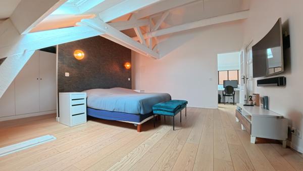 Appartement 4 pièces - 140 m² Bien prestige