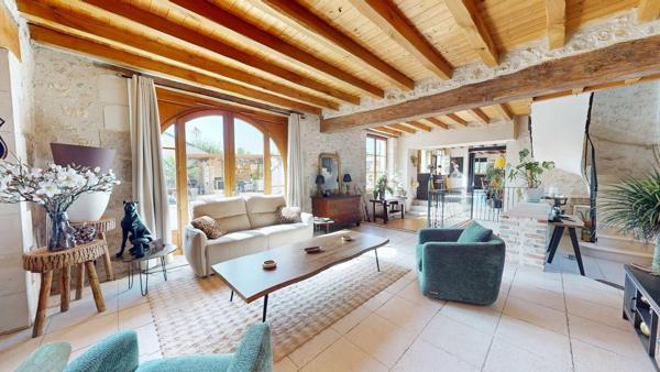Propriété de caractère 7 pièce(s) 300 m2