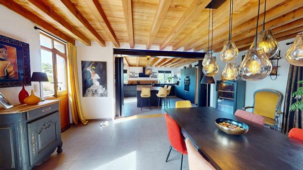 Propriété de caractère 7 pièce(s) 300 m2