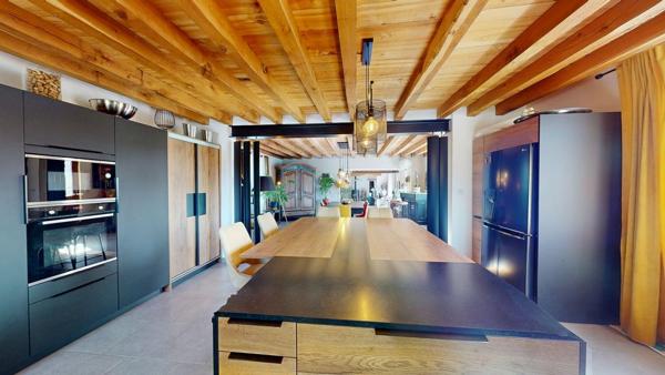 Propriété de caractère 7 pièce(s) 300 m2