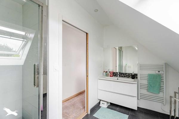 Maison à vendre 292 050 € Guilers 6 p 108 m² DPE A