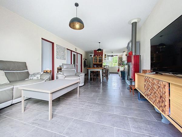 OFFRE ACCEPTEE - Maison familiale, Vie de plain-pied, Busway, Bus, Commerces, Jardin, Ecoles