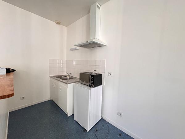 A LOUER - F2 - 42,70 M²