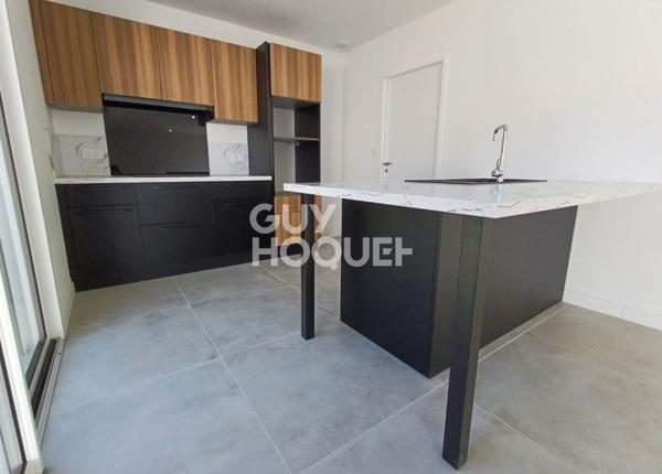 VENTE d'une maison de 5 pièces (153 m²) à CLAVETTE