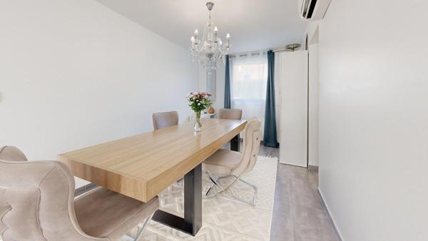 Maison INDIVIDUELLE VAUREAL avec 3 chambres garage et terrain.