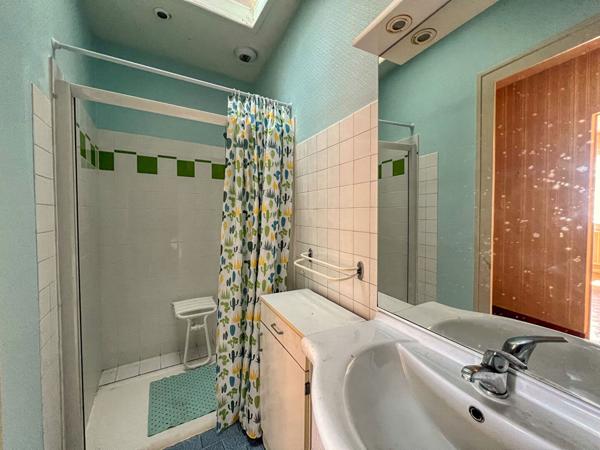 À vendre - Maison familiale à moderniser -Médis, proche Royan Medis