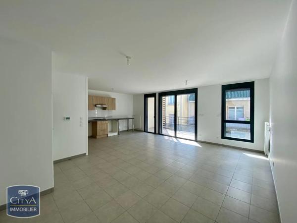 Appartement à louer 3 pièces 76.09m² Saint-Étienne (42000)