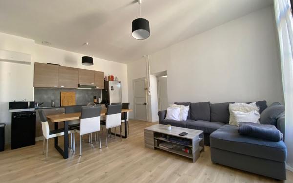 Appartement à louer    3 pièces •  Vauvert