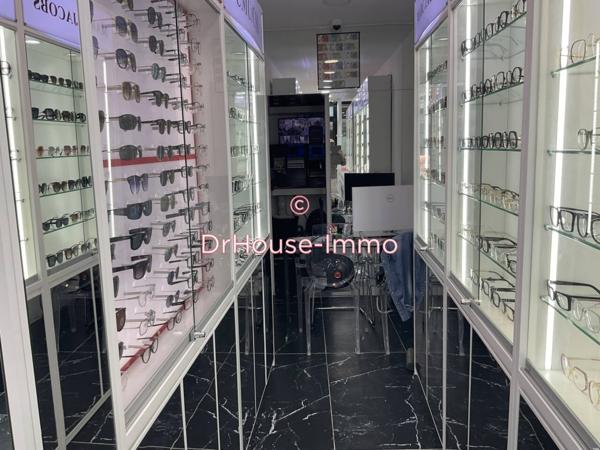 Commerce à vendre de 115 m²