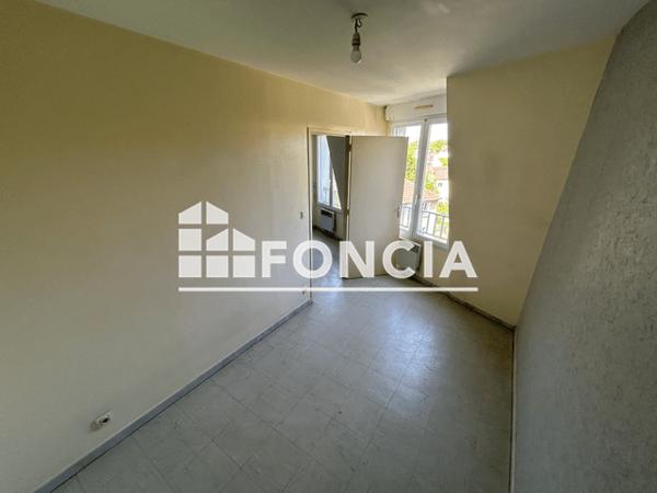 Location Appartement meublé 2 pièces 33.8 m² - 76-78 RUE DE MONTBERNAGE Poitiers 86000