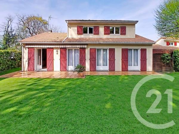 Maison à vendre  7 pièces - 177,27 m 2   PESSAC  - 33