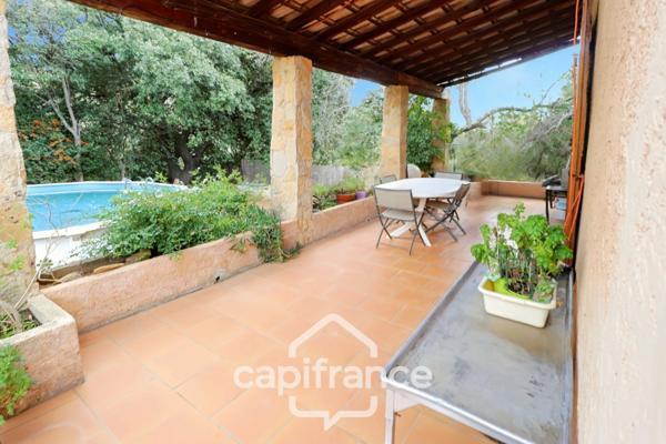 Maison à vendre 7 pièces LA CADIERE D'AZUR (83)